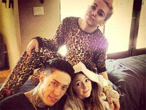 miley-trace-noah-cyrus-instagram.jpg