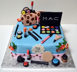 Cool Cakes Mac Cake Makeup...