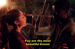 You-are-the-most-beautiful-broom-the-100-tv-show-37060051-245-160.gif