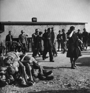 Margaret Bourke-White: Buchenwald , 1945