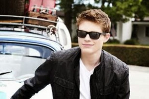 Sean Berdy, one of the most multifaceted Deaf actors of his generation ...