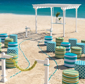 Back to Post : Having the Beach Wedding Ideas