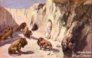 Daniel 6 Bible Pictures: Daniel in the lions' den .