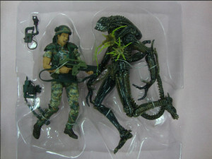 ... images for the upcoming 2-packs for their Aliens and Predator lines