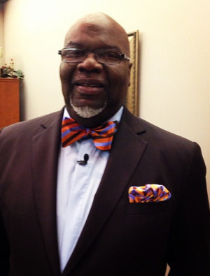 Bishop TD Jakes Blasts Preachers Of LA Calls Junk and I Rebuke That ...