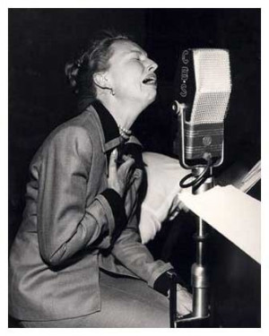 Agnes Moorehead - if I remember correctly this is her radio broadcast ...