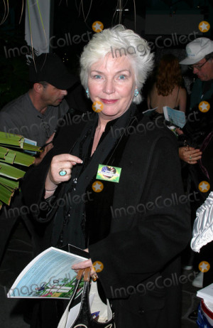 Fionnula Flanagan Picture Hollywood to Support Dennis Kucinich at a