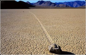 RACETRACK PLAYA - USA One Of the ten Strange Places On Earth