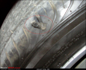 Tubeless tyre - nail puncture-dscn0003.jpg