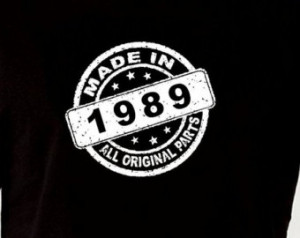 Made In 1989 Vintage 25th Birthday Gift Present T Shirt T-Shirt Tshirt ...