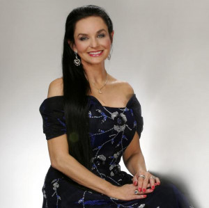 Crystal Gayle Pictures