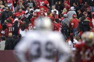 Raiders Shock 49ers to Win Battle of the Bay