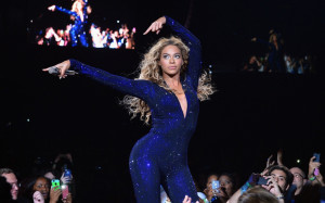 Beyonce Beyonce performing