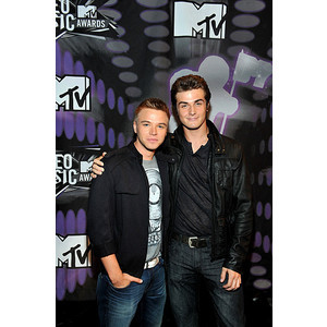 Brett Davern And Beau