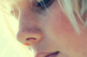 beauty-blond-blonde-cute-freckles-girl-Favim.com-72192_large