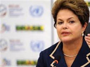 Presidente Dilma Rousseff veta projeto de lei sobre porte de arma.