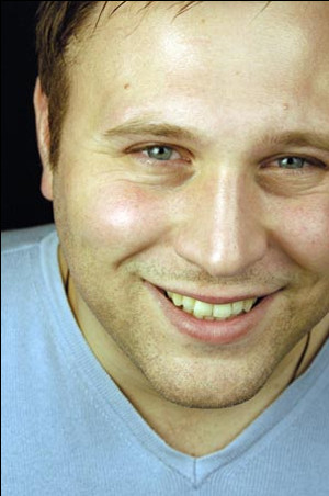 matthew ross matthew ross is a new comedian and a big massive hulk of ...