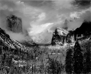 Fotó: Ansel Adams: Yosemite Valley Clearing Winter Storm 1944.
