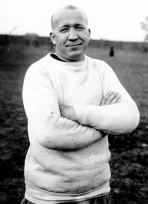 Knute Rockne died in a plane crash at age 43 at the height of his ...