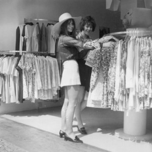 black and white, fashion, girls, shopping, vintage
