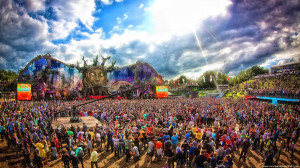 Download TomorrowLand 2015 Movie Shooting People HD Wallpaper. Search ...