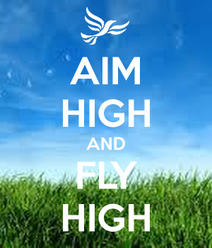 圖片標題： AIM HIGH AND FLY HIGH