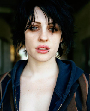 Brody Dalle - L'ange Punk - dans Bio' Brody+Dalle+BrodyDalle-121x150