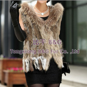Colors Genuine Rabbit Fur knitted Vest with Raccoon Dog Fur Collar