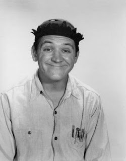 ... Lindsey played Goober Pyle, Gomer's cousin, in the Andy Griffith Show