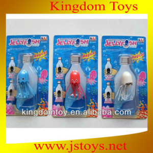Magic Jellyfish floating toys