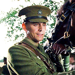 gif stuff tom hiddleston war horse captain nicholls hiddlesedit ...