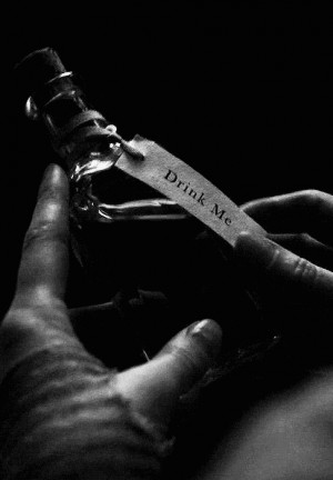 ... emo spooky poison freaky Alice Madness Returns madness drink me