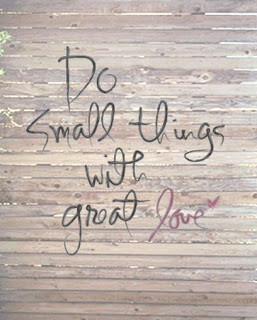 Small Things, Great Love - FREE PRINTABLE!