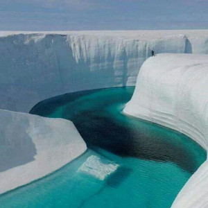 Ice Canyon,Greenland