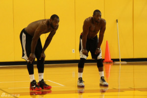 Related Pictures lebron james 10 shoes glow in the dark shoes south ...