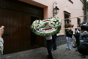 Arreglo floral del funeral de Miguel de la Madrid Hurtado