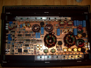 Thread: CRITICAL MASS UL-A2500 AMP