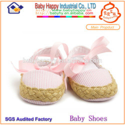 Import walking baby shoes baby girl sandals tie up with ribbon