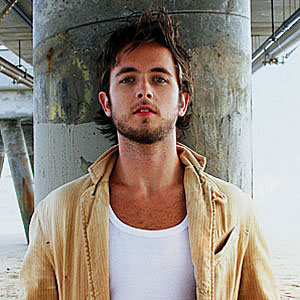 Justin Chatwin Fans Club