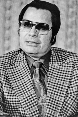 Jim Jones , a cult leader headed the biggest mass suicide in the 20th ...