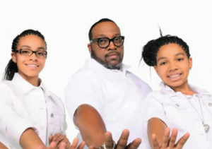 Marvin-Sapp-daddy-daughter-vacation425x300.jpg?__SQUARESPACE ...