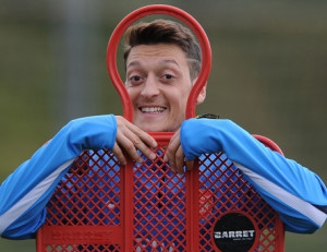 Mesut Ozil racks up the likes on Facebook with famous quote