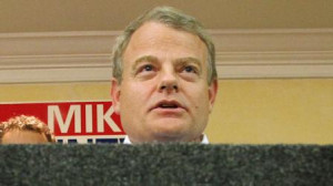 Blue Dog Democrat in Eastern NC resists GOP tide