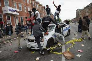 Baltimore Violence and Rioting in Perspective 45 Amazing Photos ...