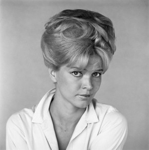 ... image courtesy mptvimages com names ellen burstyn ellen burstyn circa