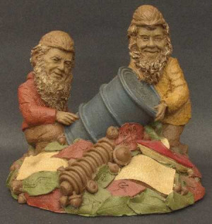 TOM CLARK Tom Clark Gnomes STOCK