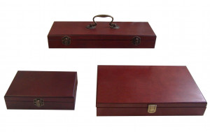 Wooden packaging boxes with classic finish