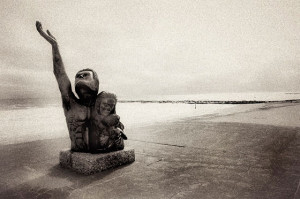 Storm of 1900 statue on the Galveston Seawall after Hurricane Ike hit ...