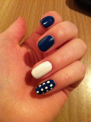 blue-blue-nails-fashion-finger-nails-nails-Favim.com-429767.jpg