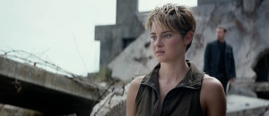 Tris fights herself in first full-length ‘Insurgent’ trailer